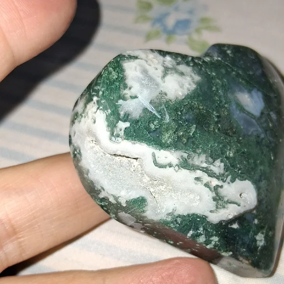 H12 Heart-Shaped Stone Set - Multicolor - Picture 4 of 8